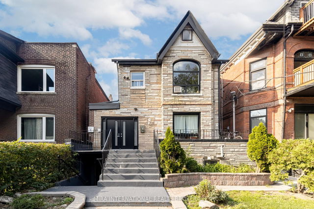 B1B - 70 Melbourne Avenue