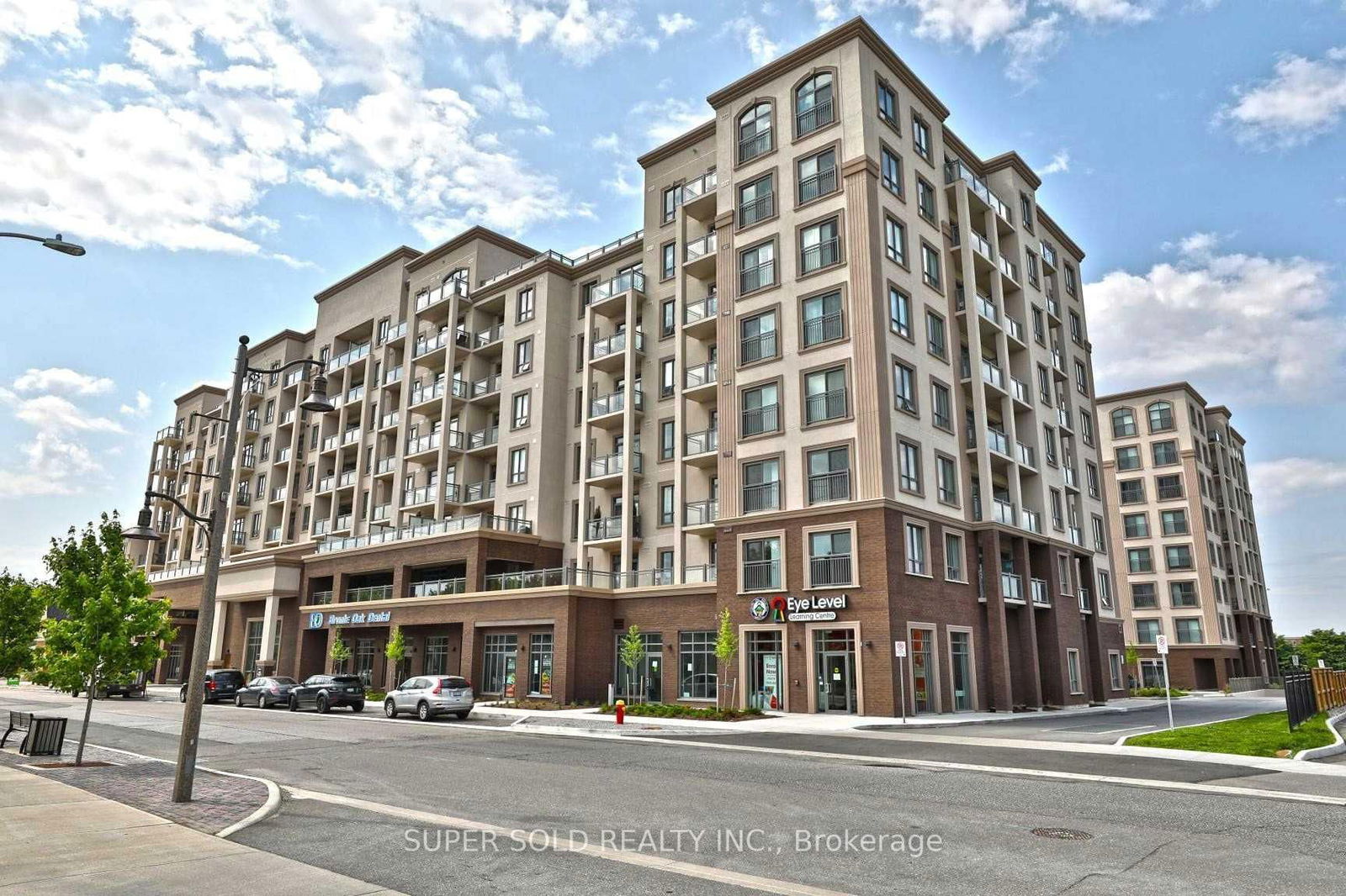 Condo for lease at 305-2486 Old Bronte Road, Oakville, Westmount, L6M 4J2 - MLS: W12124299