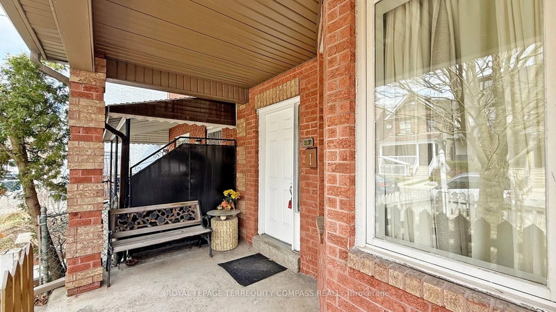 57 Shanly St, Toronto, M6H 1S4 | Image 3