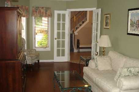 3283 Bobwhite Mews, Mississauga, L5N6G1 | Image 3