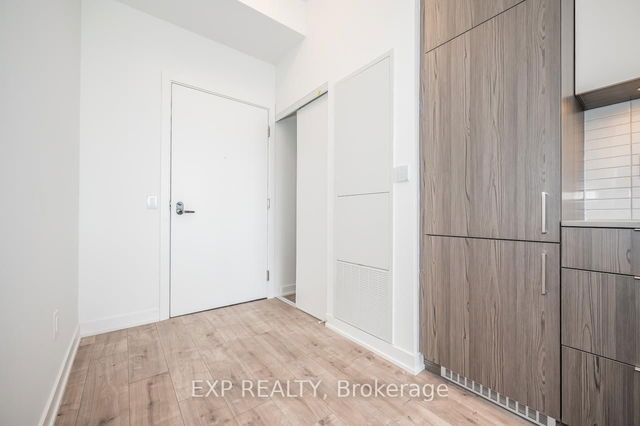 517 - 220 Missinnihe Way