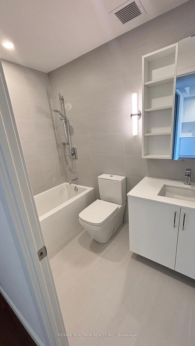 401 - 689 The Queensway N/A