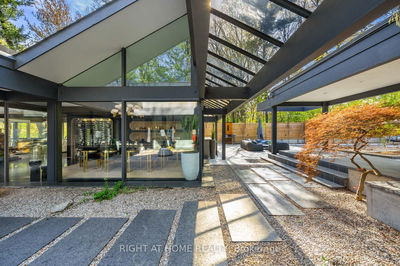 80 North Dr, Toronto - Edenbridge-Humber Valley