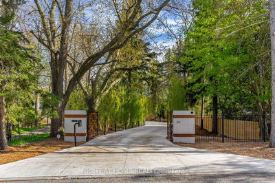 80 North Dr, Toronto - Edenbridge-Humber Valley image-0-4