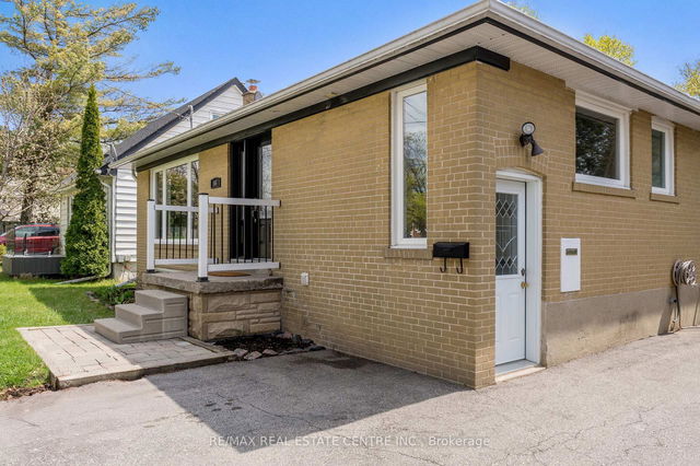 64 Prince Charles Drive