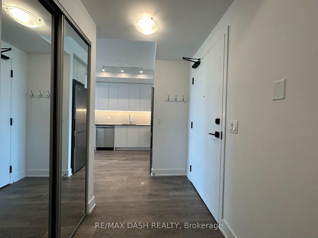 621 - 2485 Taunton Road