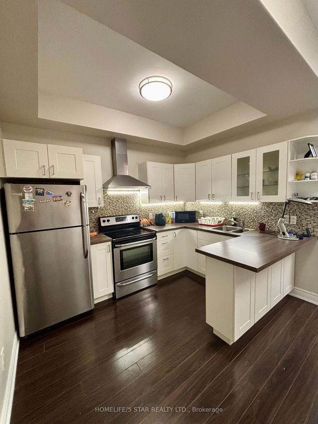 # 6 - 3003 Lake Shore Boulevard