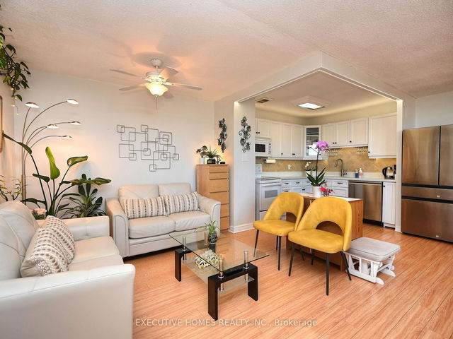 1107 - 3065 Queen Frederica Drive