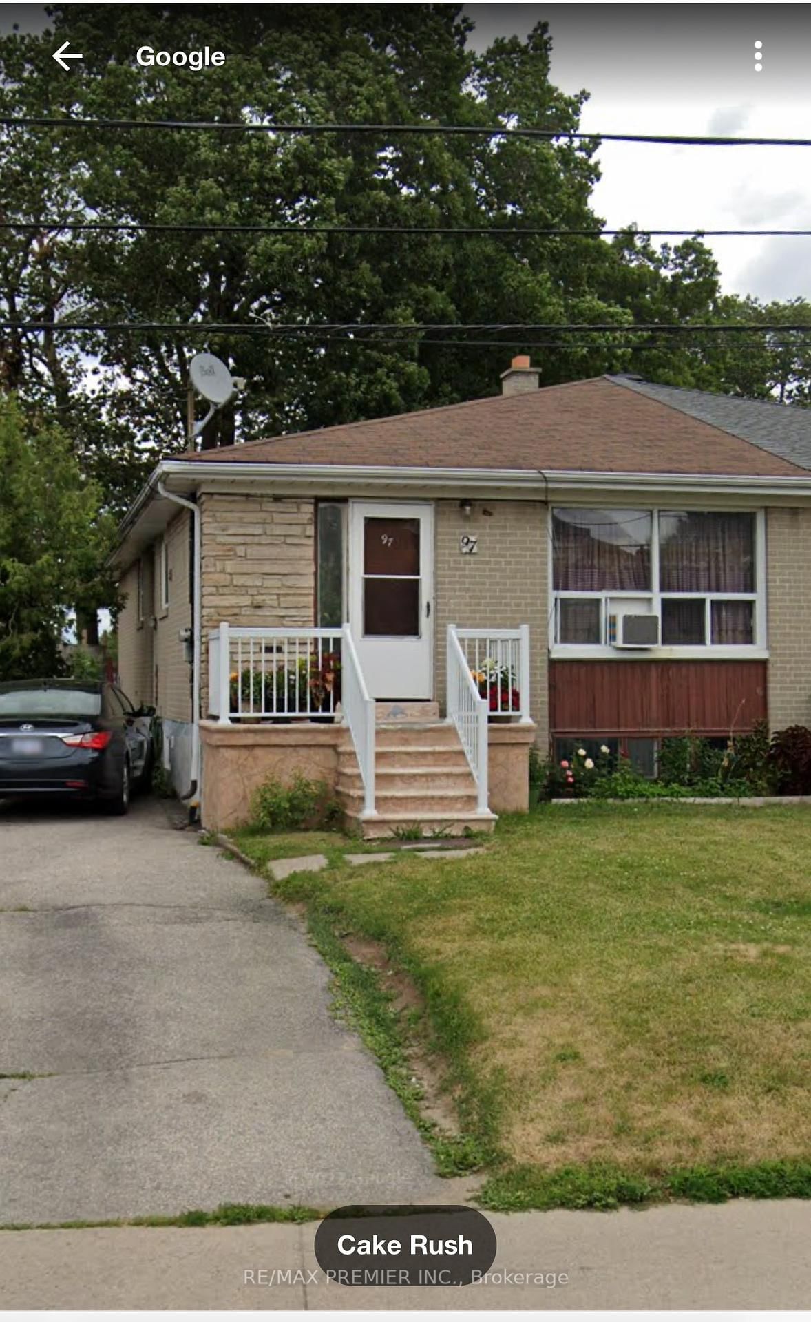 Semi-Detached House for lease at 97 Duncanwoods Drive, Toronto, Humber Summit, M9L 2C7 - MLS: W12124933