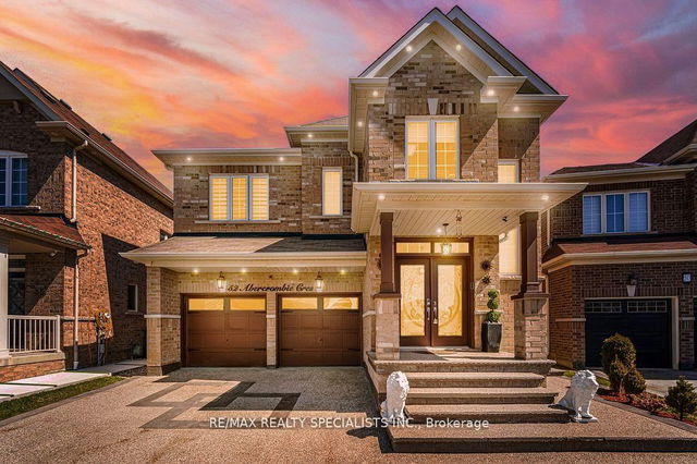 52 Abercrombie Crescent