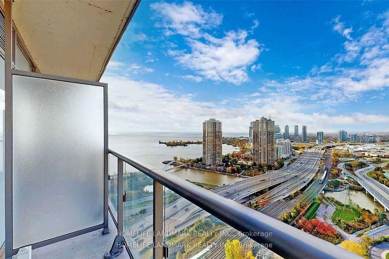 home for lease on 3308-105 The Queens Way