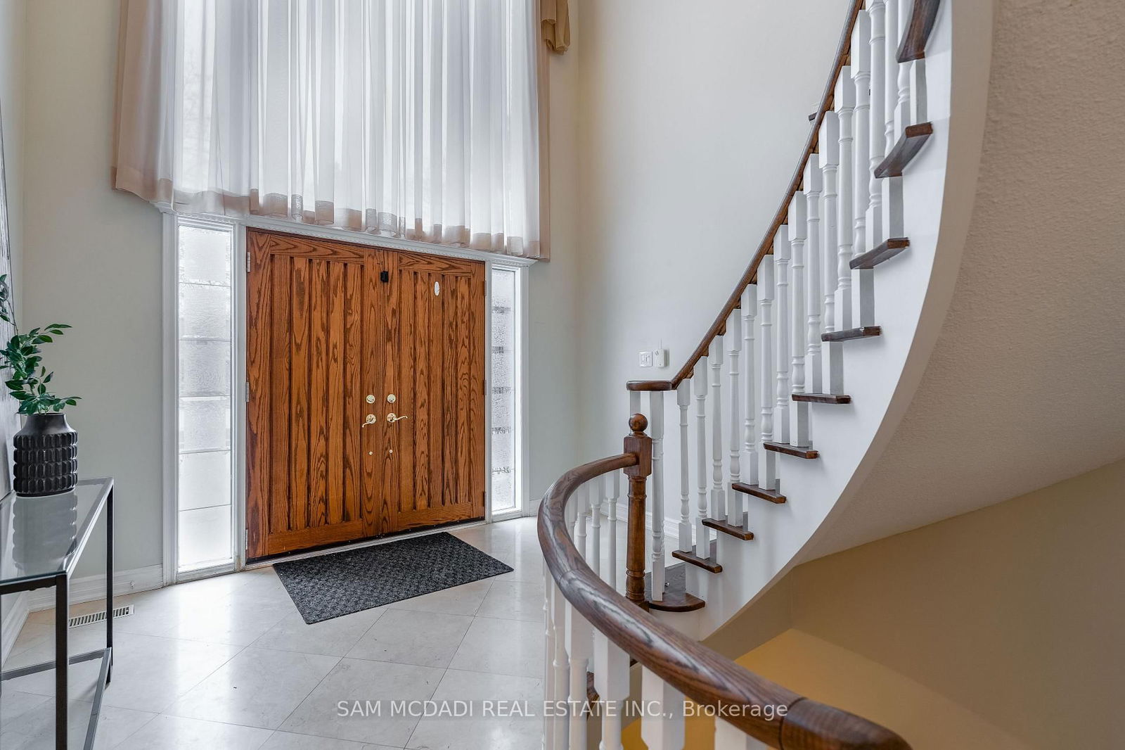 Detached House for sale at 1836 Friar Tuck Court, Mississauga, Sheridan, L5K 2L4 - MLS: W12125372