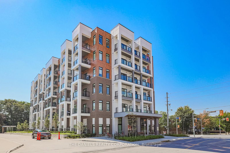 104 - 165 Canon Jackson Dr, Toronto, M6M 0C4 | Image 2