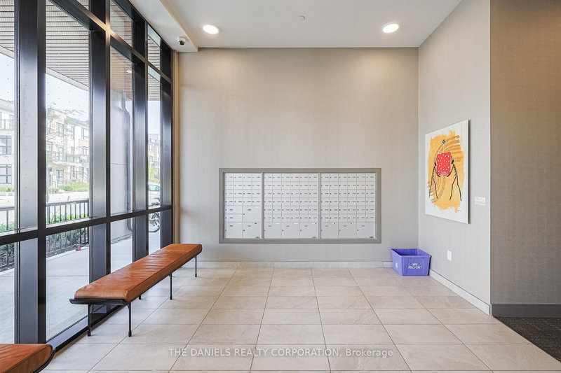 104 - 165 Canon Jackson Dr, Toronto, M6M 0C4 | Image 3