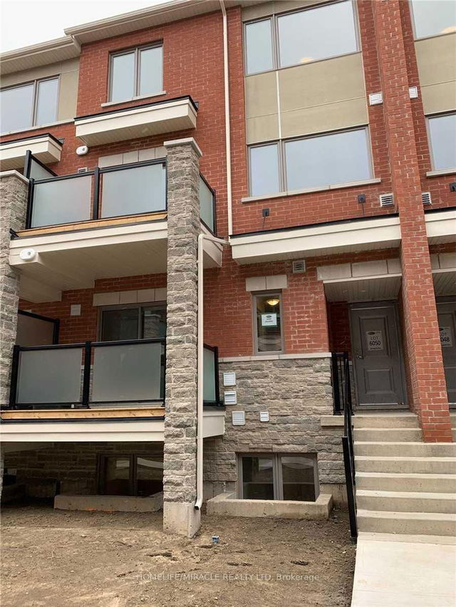 6 - 250 Lagerfeld Drive