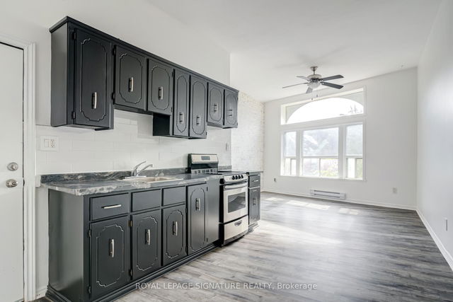 2nd Level - 3042 Dundas Street