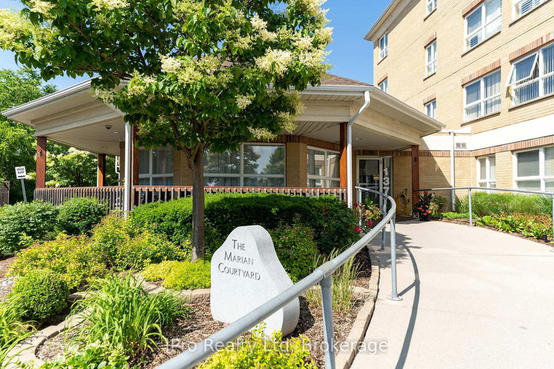 home for sale on 403-137 Martin Street