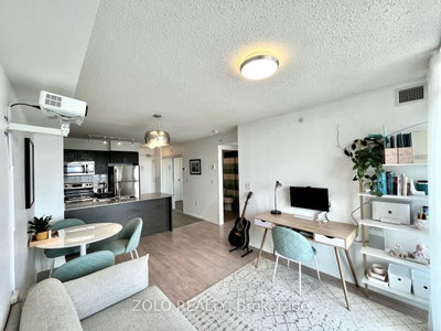 Unit 915 — 800 Lawrence Avenue W — photo 5