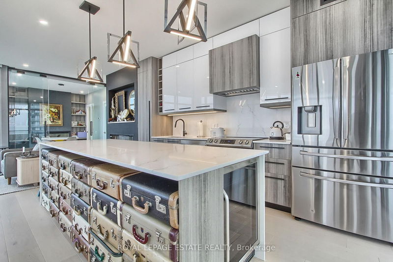 home for sale on 2304-103 The Queensway Avenue