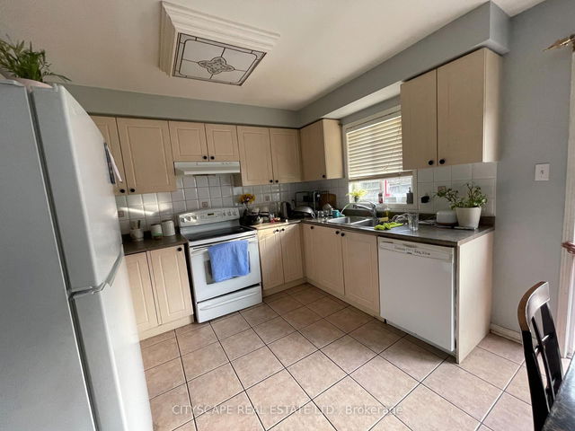 upper - 20 Linderwood Drive