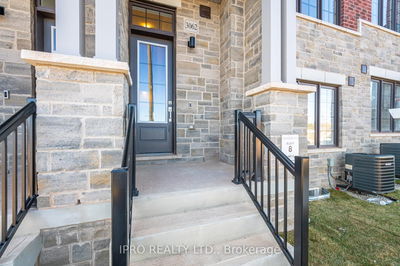 3062 Harasym Tr, Oakville - Northwest image-0-2