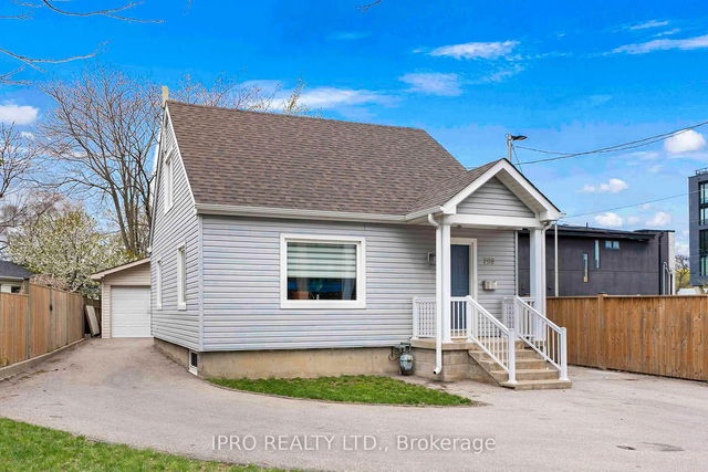 790 The Queensway N/A