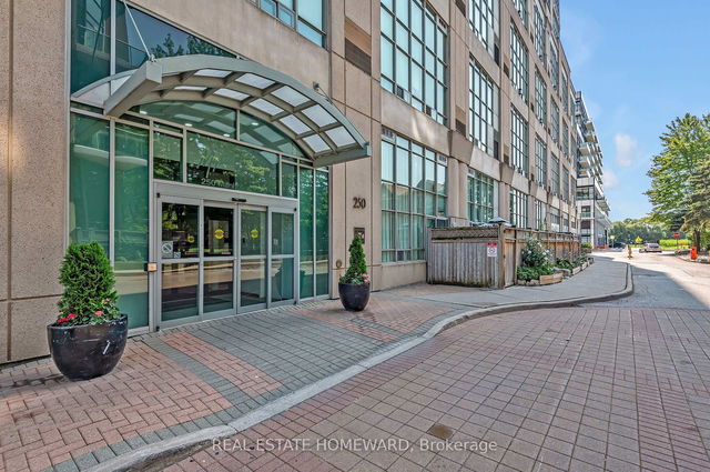 PH 804 - 250 Manitoba Street