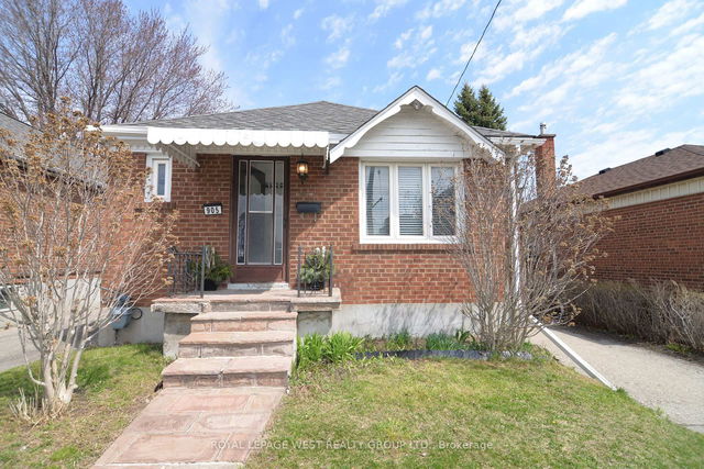 905 Islington Avenue