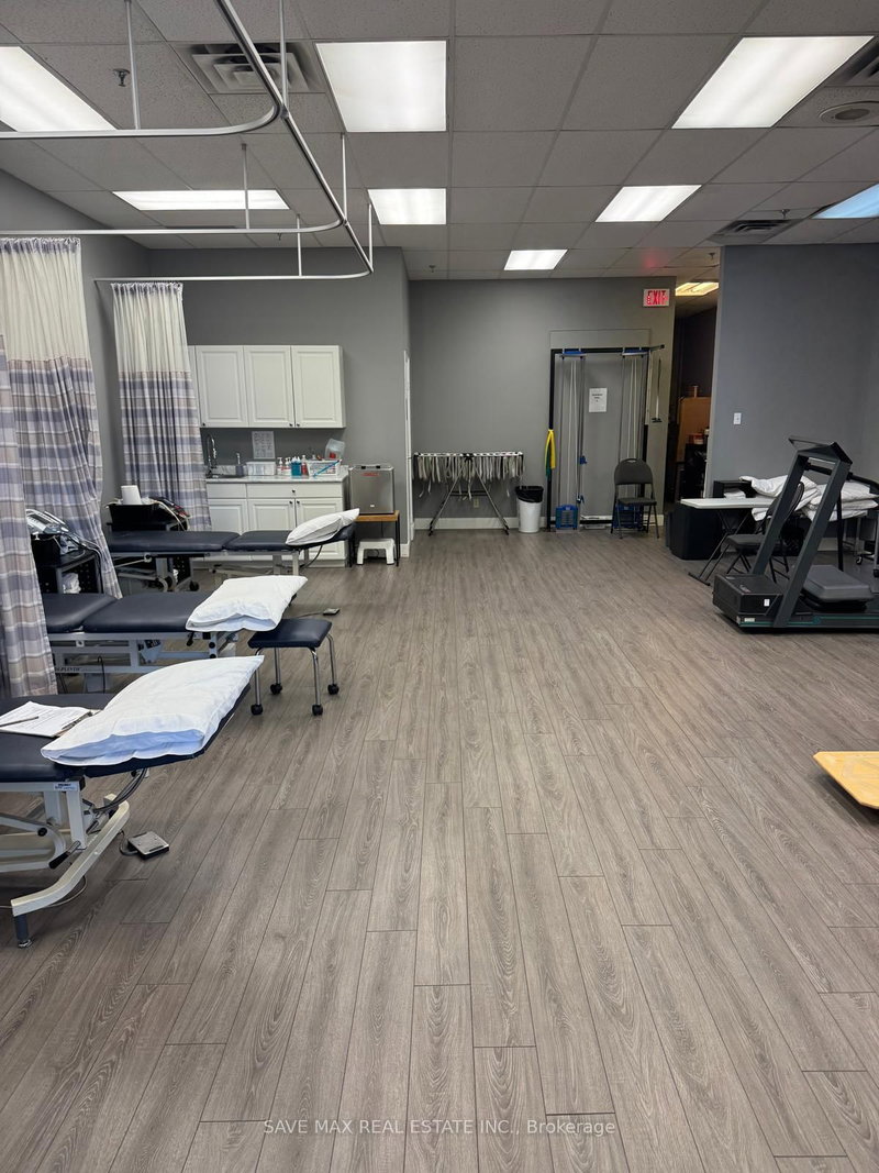 7 - 630 Peter Robertson Blvd, Brampton, L6R 1T4 | Image 2