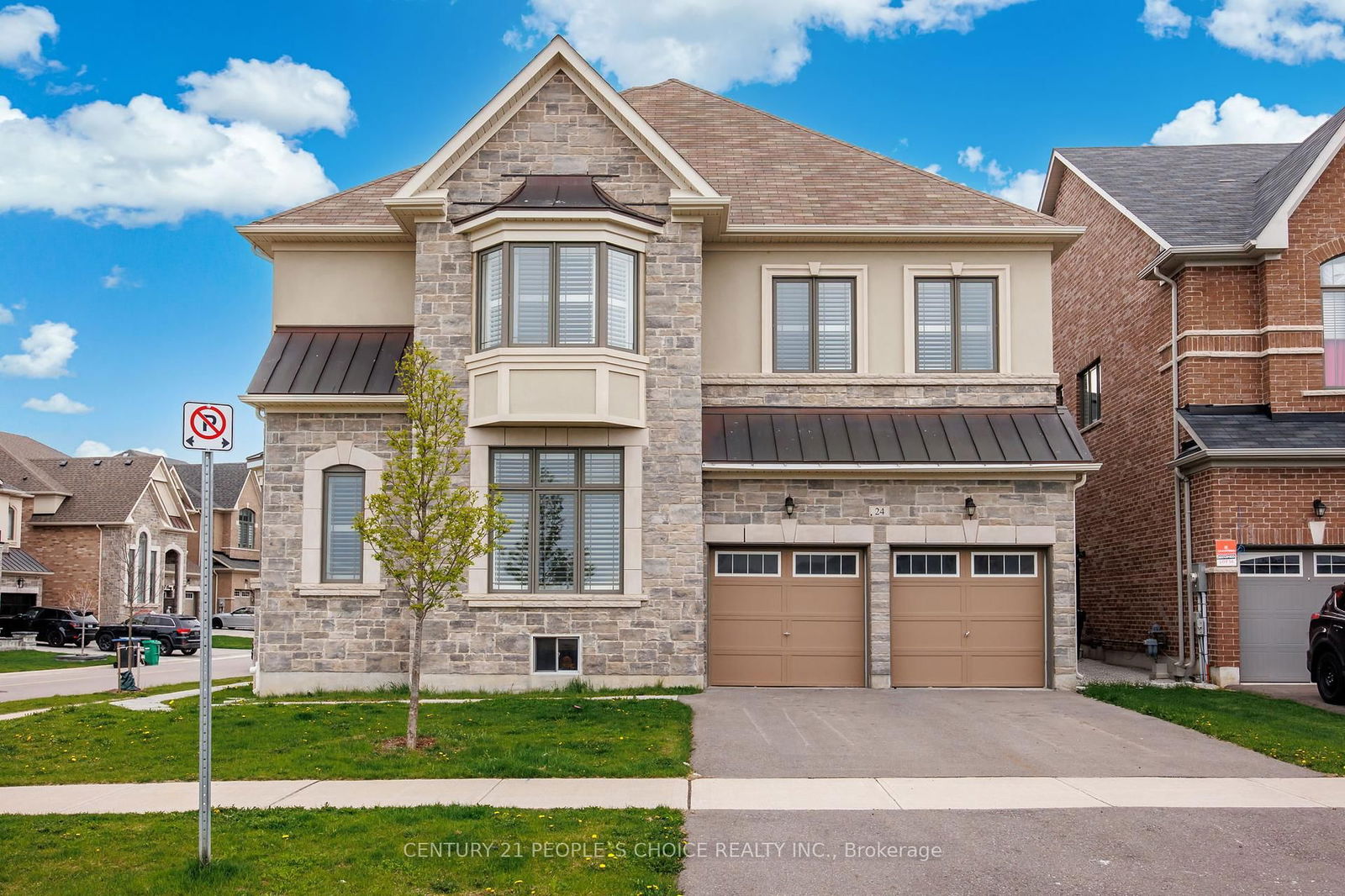Detached House for sale at 24 Albert Spencer Avenue, Caledon, Caledon East, L7C 4G4 - MLS: W12127008