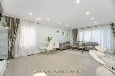 12 Gordon Park Dr, Toronto - Islington-City Centre West image-0-3