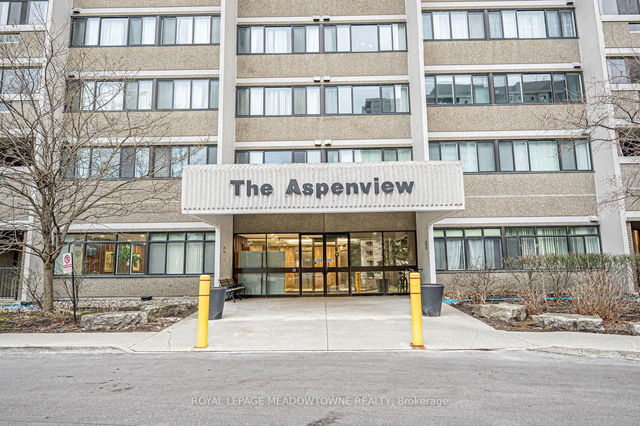 907 - 50 Elm Drive