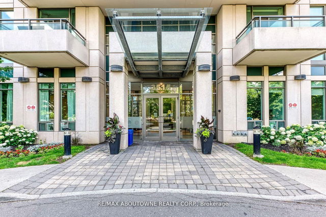 2201 - 3515 Kariya Drive