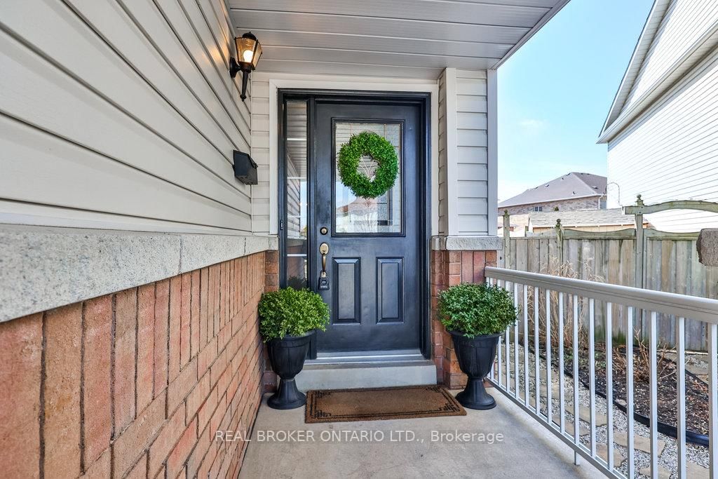 Detached House for sale at 36 Sloan Drive, Milton, Dempsey, L9T 5P7 - MLS: W12127289