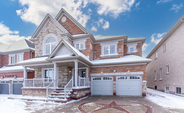 4 Lavallee Crescent