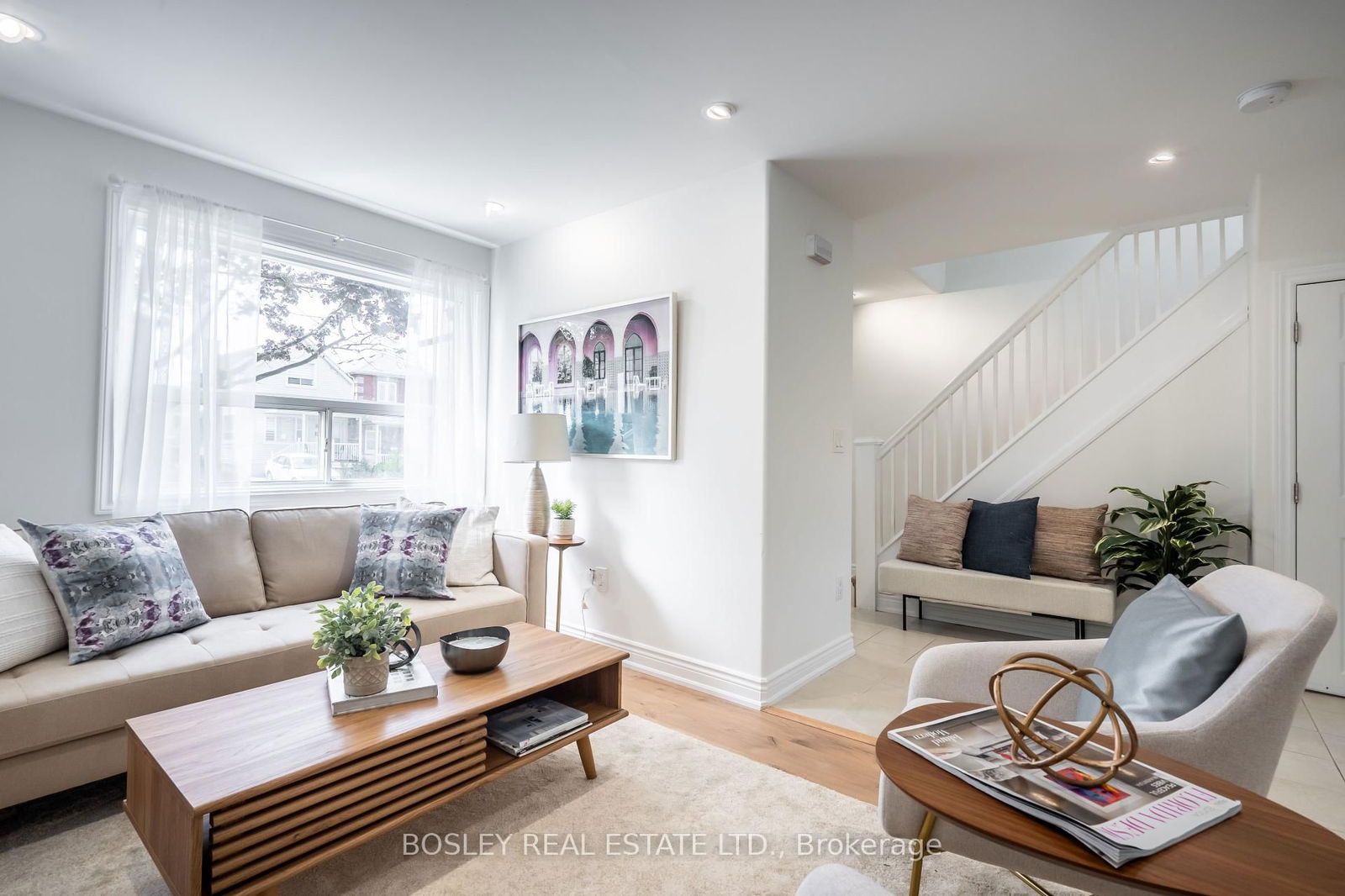 Detached House for sale at 104 Aileen Avenue, Toronto, Keelesdale-Eglinton West, M6M 1E9 - MLS: W12127405