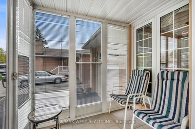 15 Breadner Dr, Toronto - Willowridge-Martingrove-Richview image-0-2