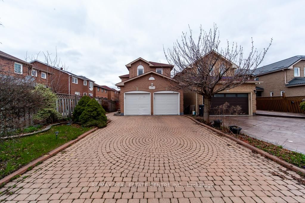 Detached House for sale at 5507 Flatford Road, Mississauga, East Credit, L5V 1Y5 - MLS: W12127585