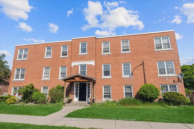 6 - 133 North Service Road