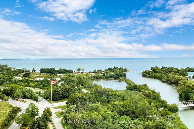 1901 - 2200 Lake Shore Boulevard