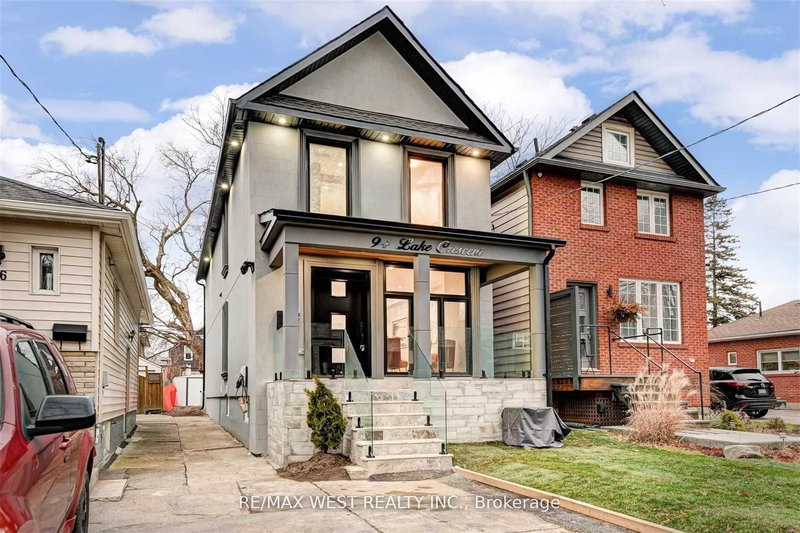 94 Lake Cres, Toronto, M8V 1W1 | Image 2