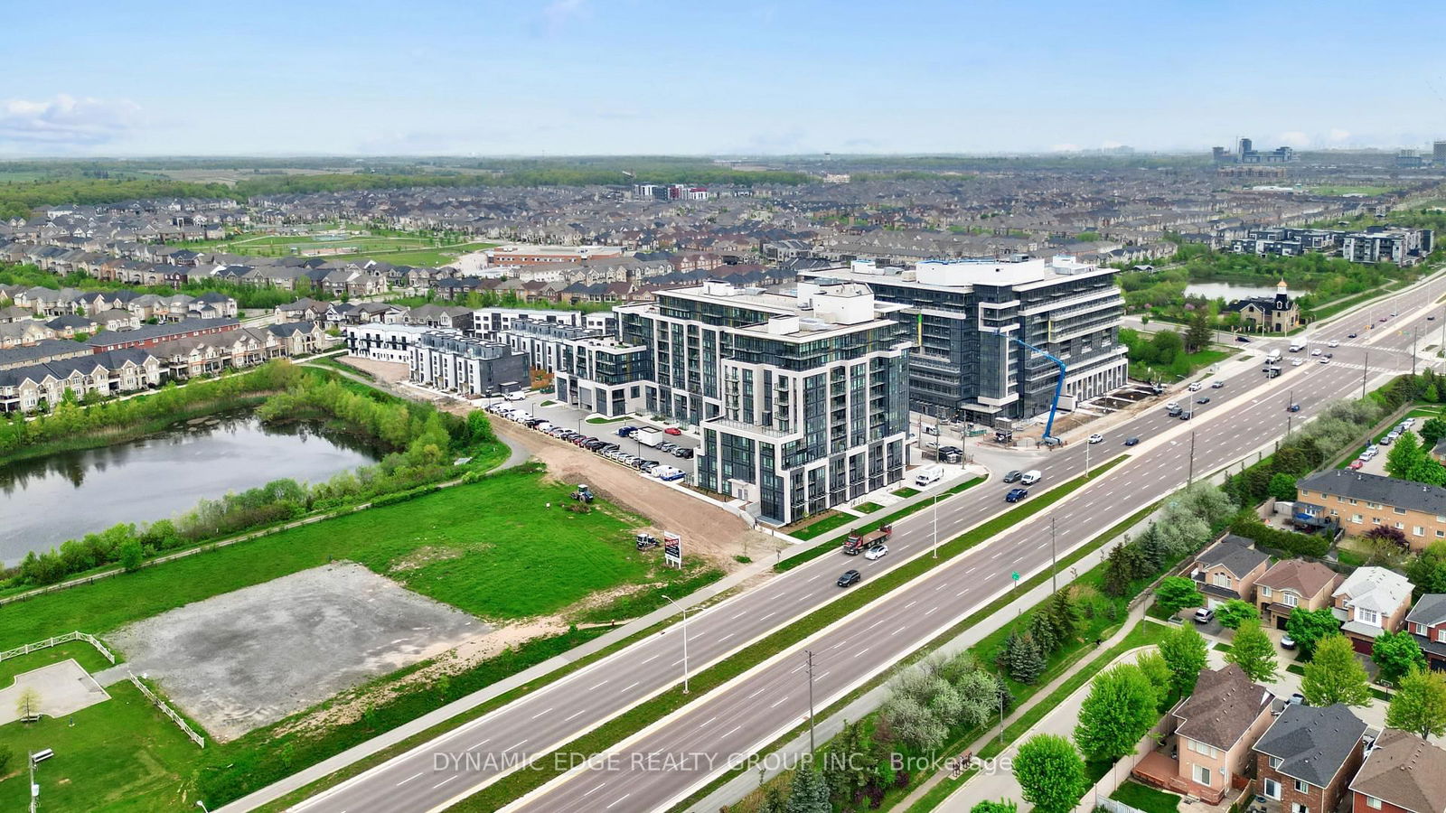 Condo for lease at 527-405 Dundas Street, Oakville, GO Glenorchy, L6M 5P9 - MLS: W12128078