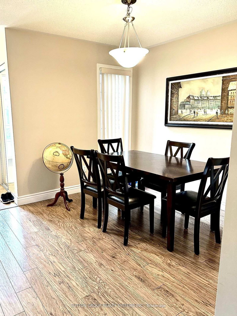 2467 Springforest Dr, Oakville, L6M 0A2 | Image 3