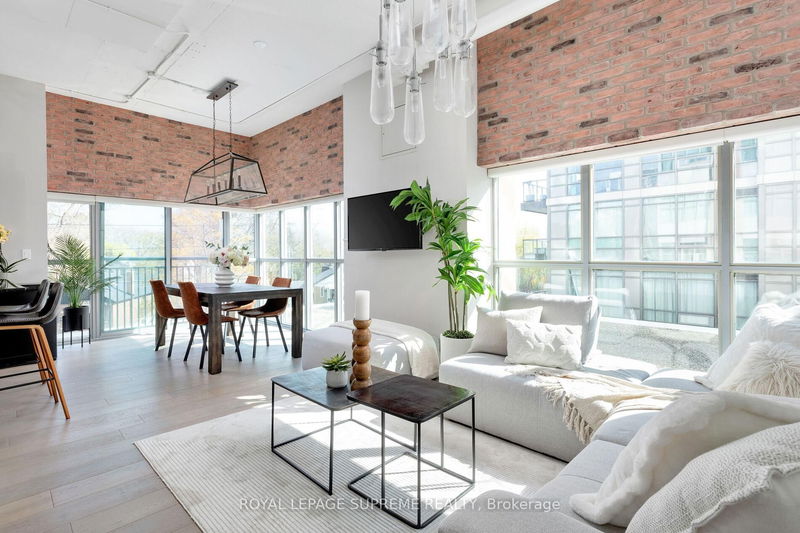 Unit 209 — 2 Fieldway Rd, Toronto - Islington-City Centre West image-0-0
