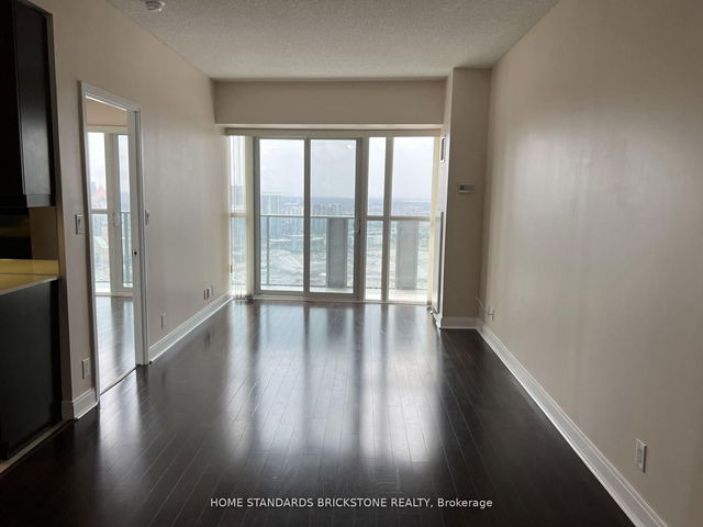 4005 - 60 Absolute Avenue