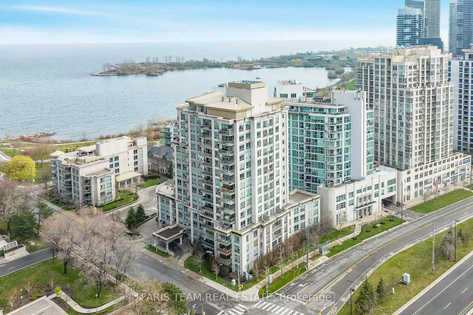 Condo for lease at 806-88 Palace Pier Court, Toronto, Mimico, M8V 4C2 - MLS: W12128755