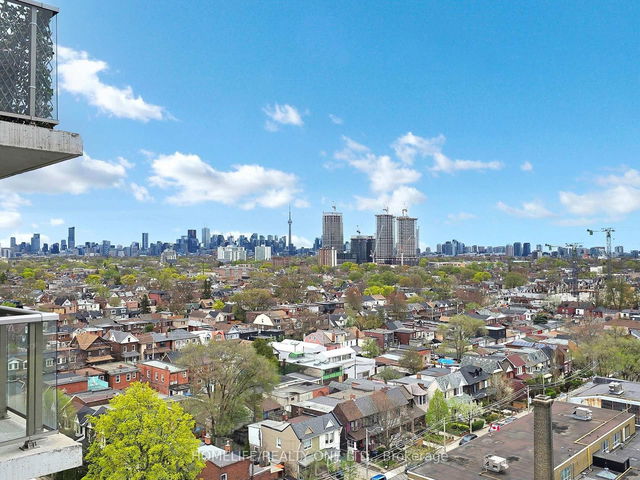 1207 - 812 Lansdowne Avenue