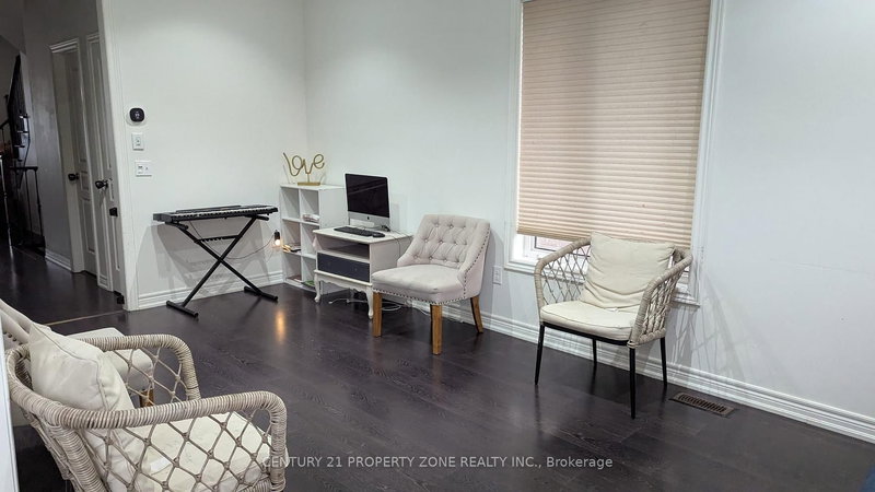 18 Eastlake Rd, Brampton, L7A 3S2 | Image 2