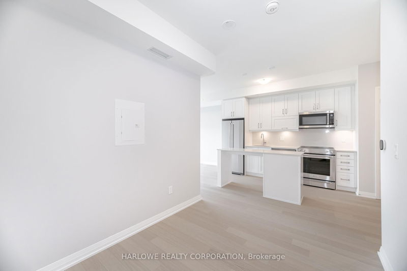 Unit 315 — 3006 William Cutmore Blvd, Oakville - Joshua Meadows image-0-0