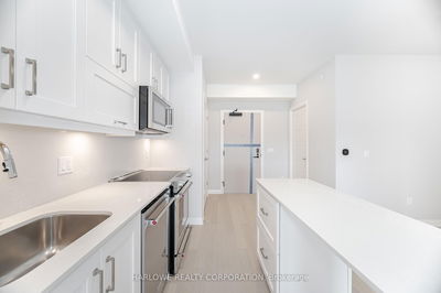 Unit 315 — 3006 William Cutmore Blvd, Oakville - Joshua Meadows image-0-3